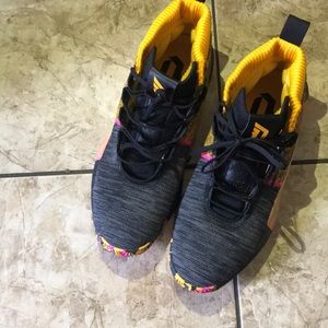 Adidas Dame 5
